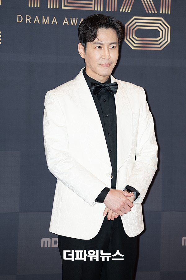 최원영, 2022 MBC 연기대상 레드카펫