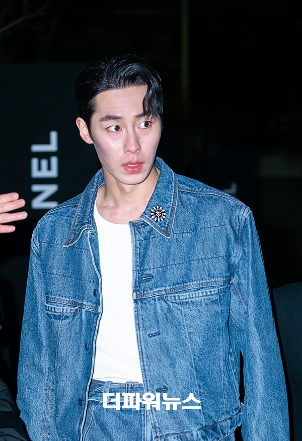 이재욱, 포토월 행사