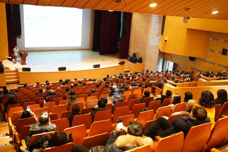 클린선경재건축추진준비위원회가 주최한 재건축 사업설명회 모습.