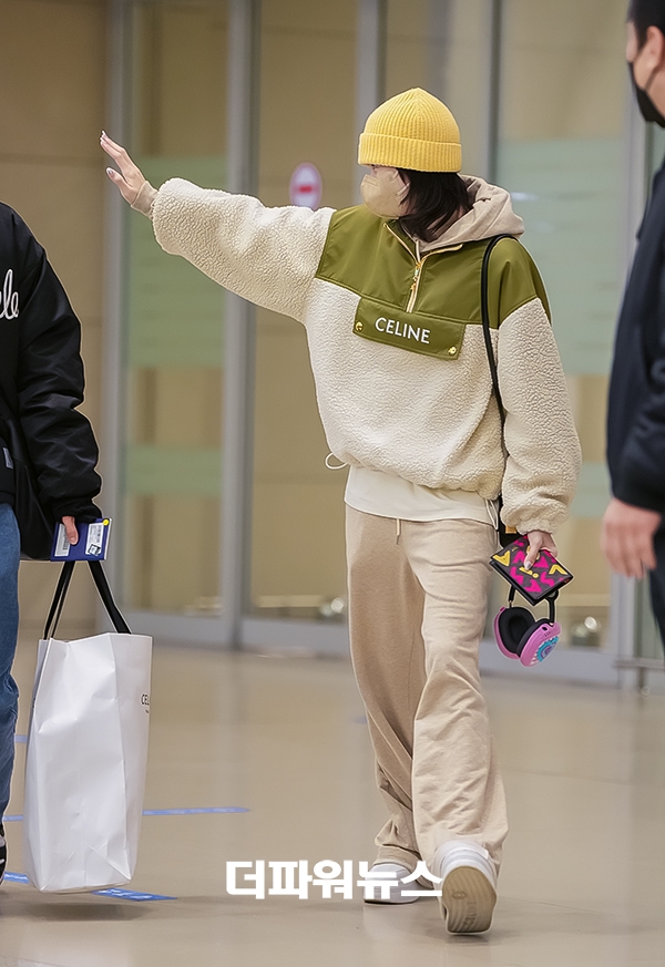 리사 , 인천국제공항 입국
