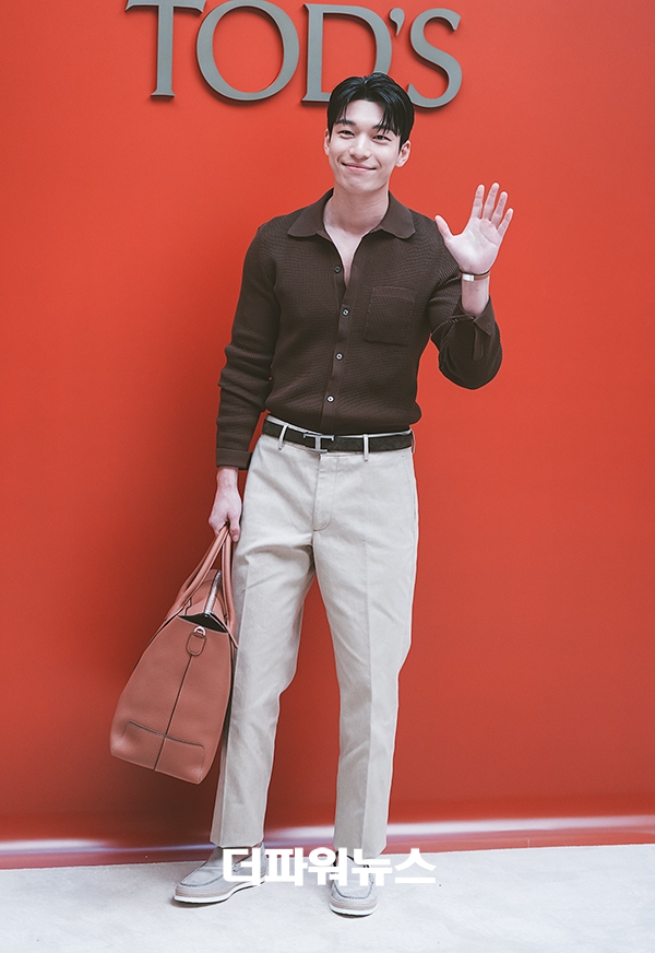 위하준, 포토 행사