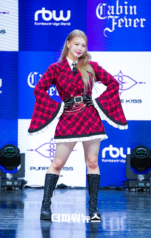 퍼플키스 수안, 미니앨범 쇼케이스