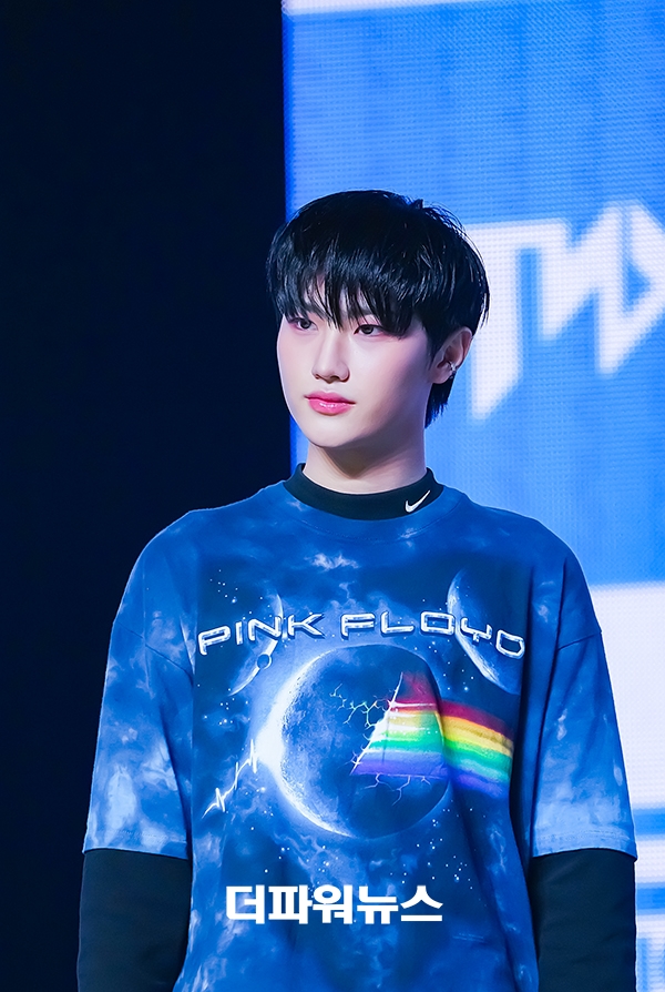 TNX 최태훈, 미니앨범 'Love Never Dies' 쇼케이스