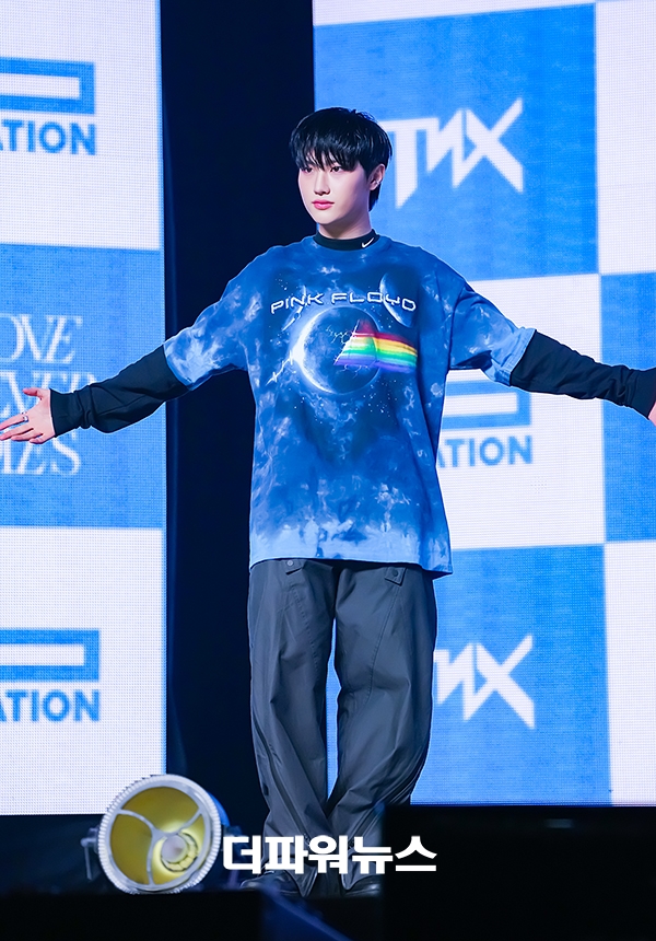 TNX 최태훈, 미니앨범 'Love Never Dies' 쇼케이스