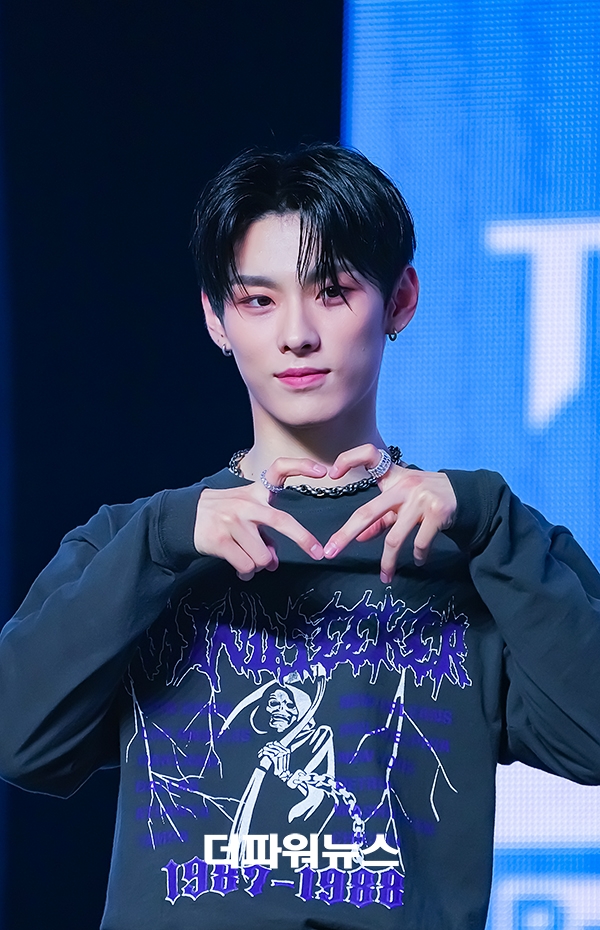 TNX 우경준, 미니앨범 'Love Never Dies' 쇼케이스