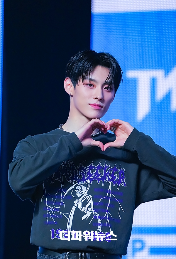 TNX 우경준, 미니앨범 'Love Never Dies' 쇼케이스