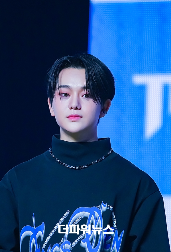 TNX 장현수, 미니앨범 'Love Never Dies' 쇼케이스