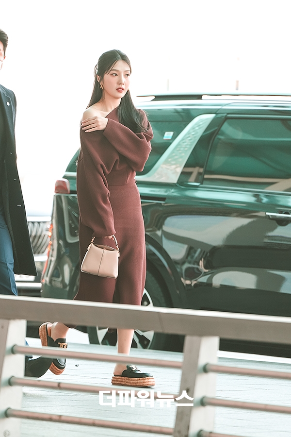레드벨벳 조이, 인천국제공항 출국