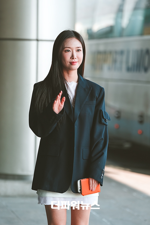 조이현, 김포국제공항 출국