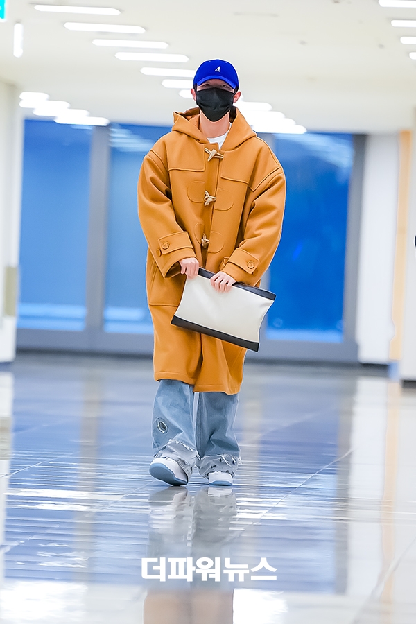 김재환, 김포국제공항 출국