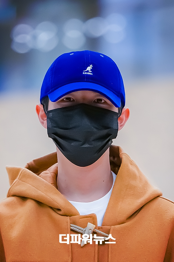 김재환, 김포국제공항 출국