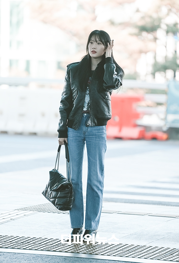 문가영, 인천국제공항 출국