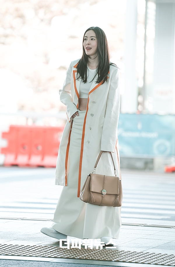 이다희, 인천국제공항 출국
