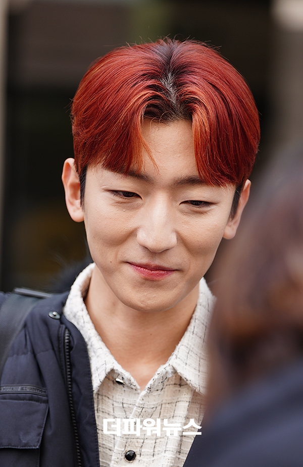 정동환, KBS 방송국 출근길