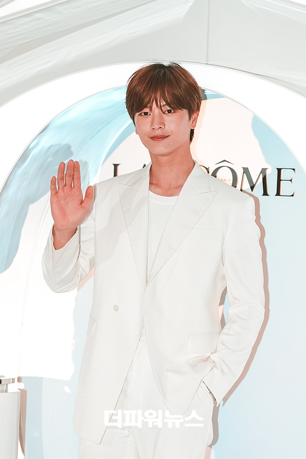 비투비 육성재, 포토월 행사
