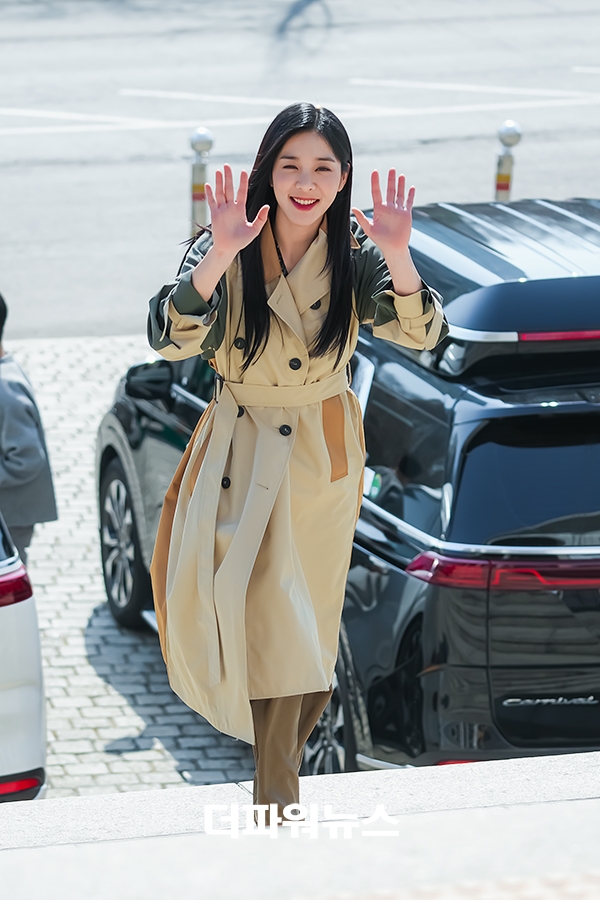 설인아, 라디오 출근길
