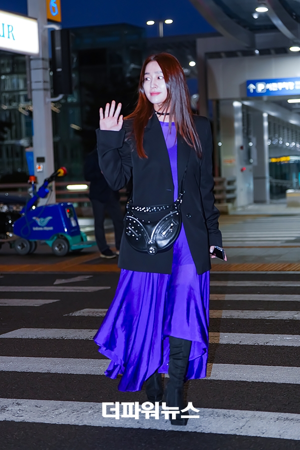 이민정, 인천국제공항 출국