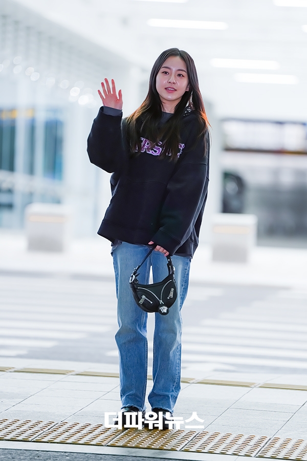 박지후, 인천국제공항 출국