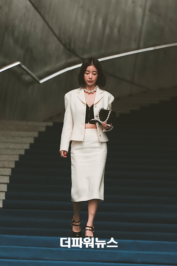 기은세, 2023 f/w 서울 패션위크 '얼킨' 패션쇼