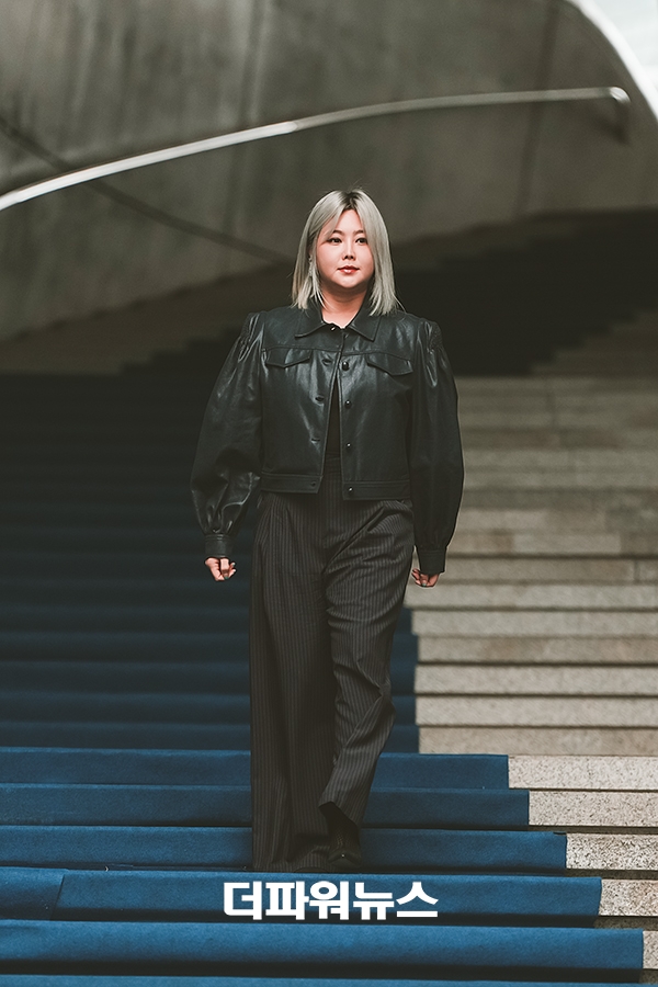 솔비, 2023 f/w 서울 패션위크 '얼킨' 패션쇼