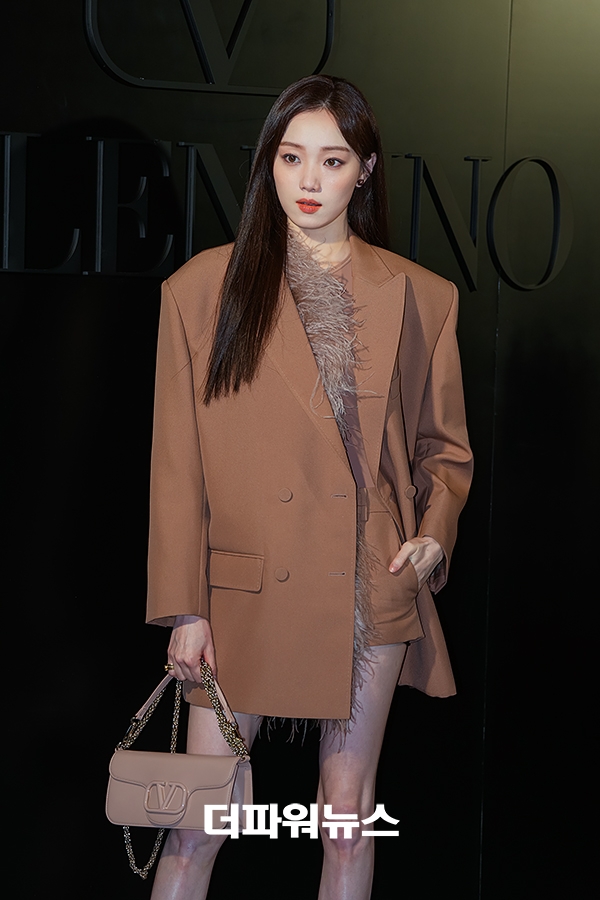 이성경, 포토월 행사
