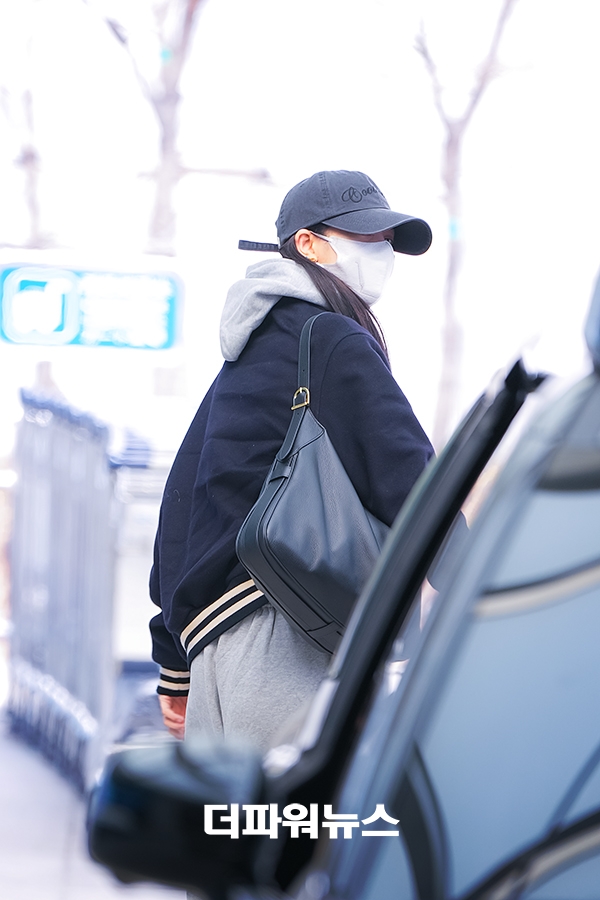 블랙핑크 리사, 김포국제공항 입국
