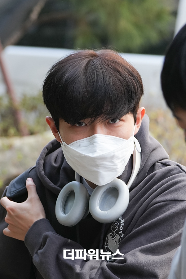 김재환, 더시즌즈 출근길