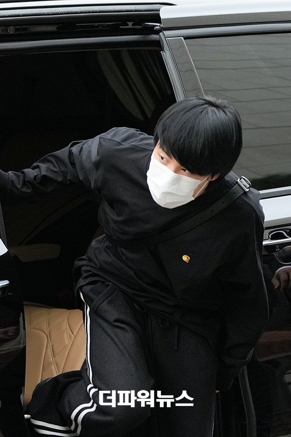 방탄소년단 지민, KBS 방송국 출근길