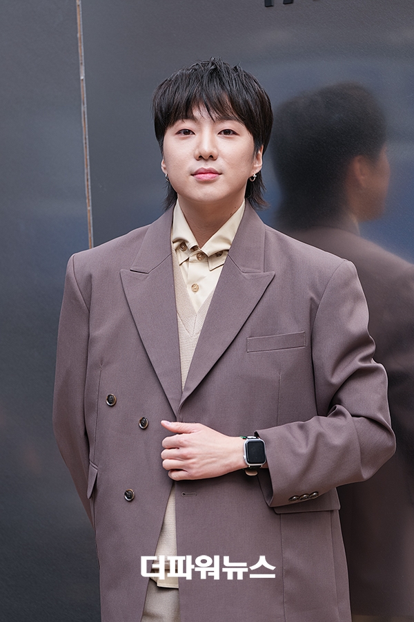 강승윤, 포토월 행사