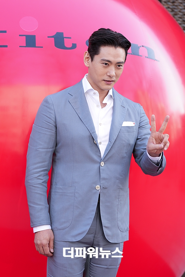 유태오, 포토월 행사