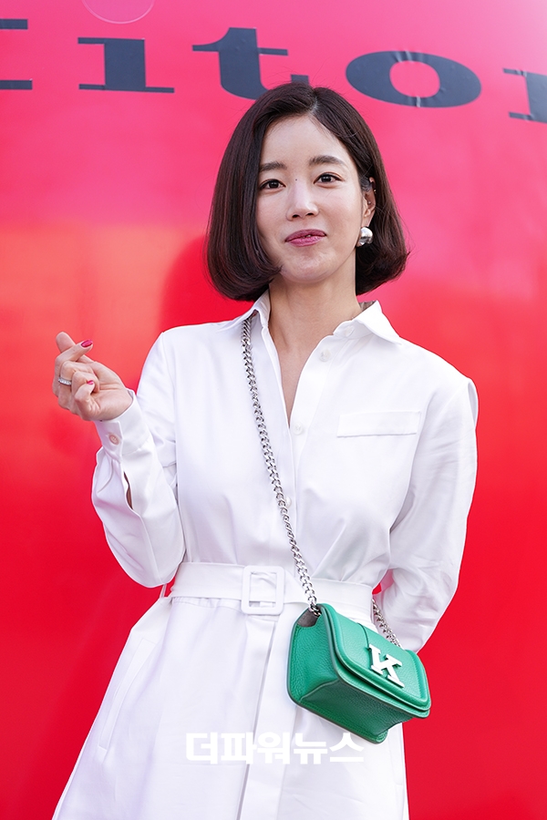 기은세, 상큼한 하트