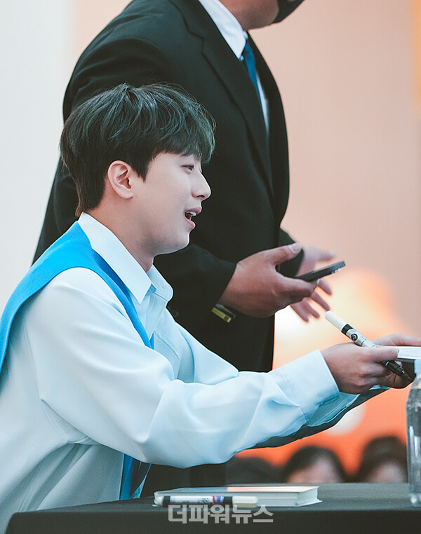 이찬원,팬사인회현장