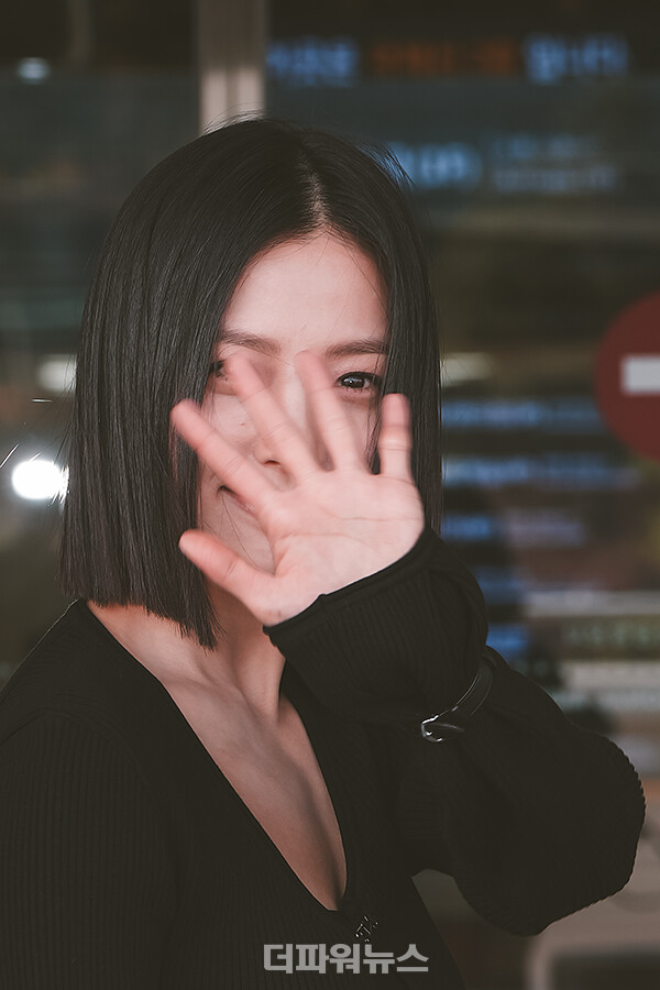 고민시,김포국제공항출국