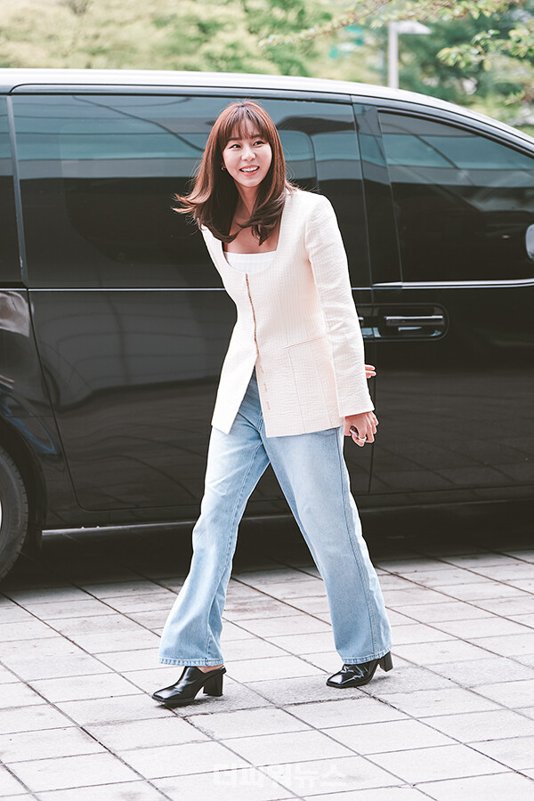 유이,SBS방송국출근길