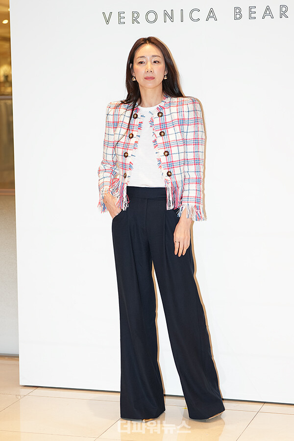 최지우,포토월행사