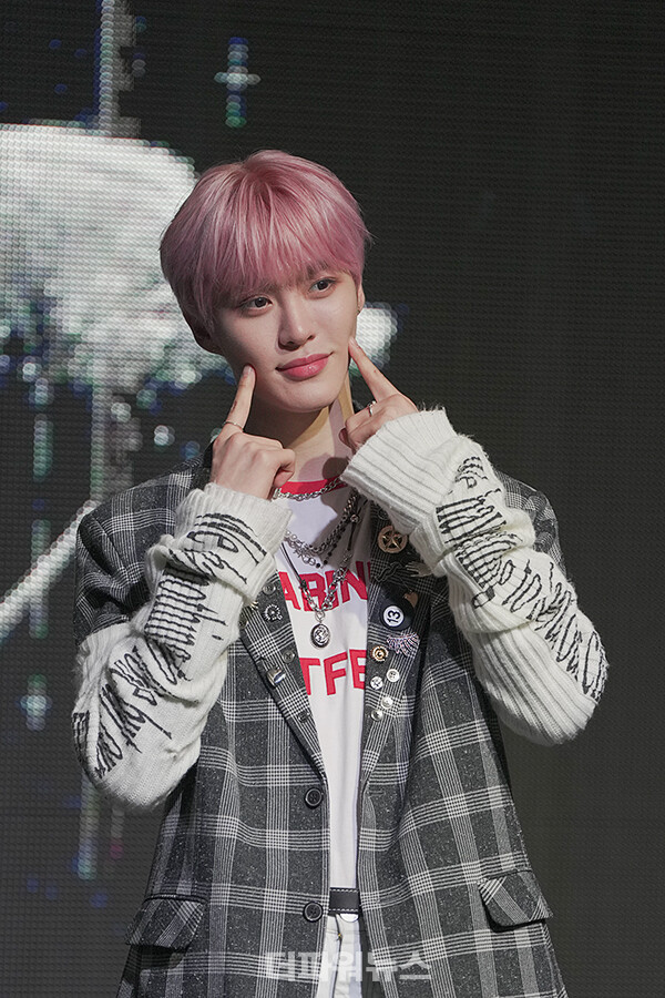 이펙스(EPEX)아민,미니5집쇼케이스