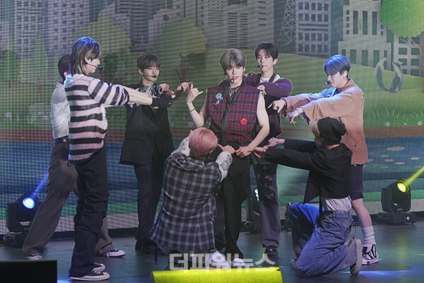 이펙스(EPEX),미니5집쇼케이스