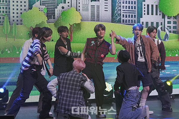 이펙스(EPEX),미니5집쇼케이스