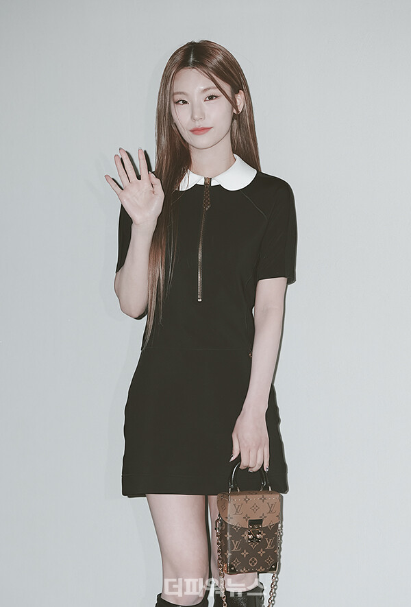 있지예지,포토월행사