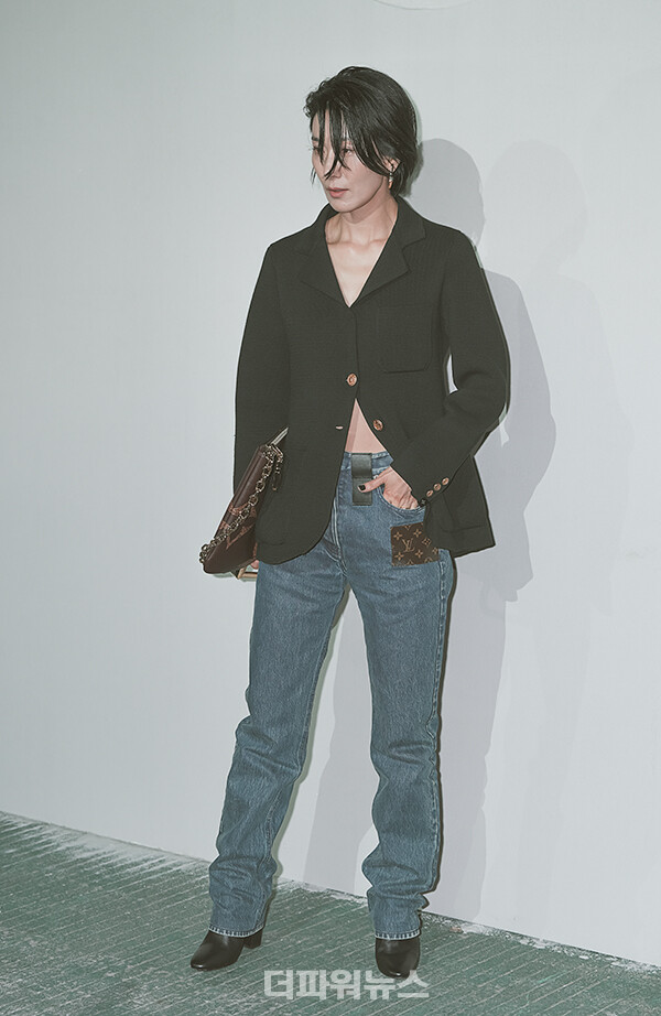 김서형,포토월행사