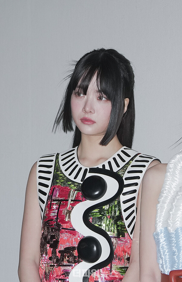 르세라핌홍은채,포토월행사