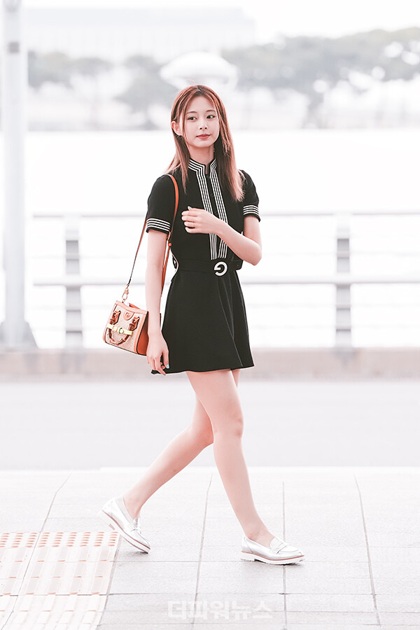 트와이스쯔위,인천국제공항출국