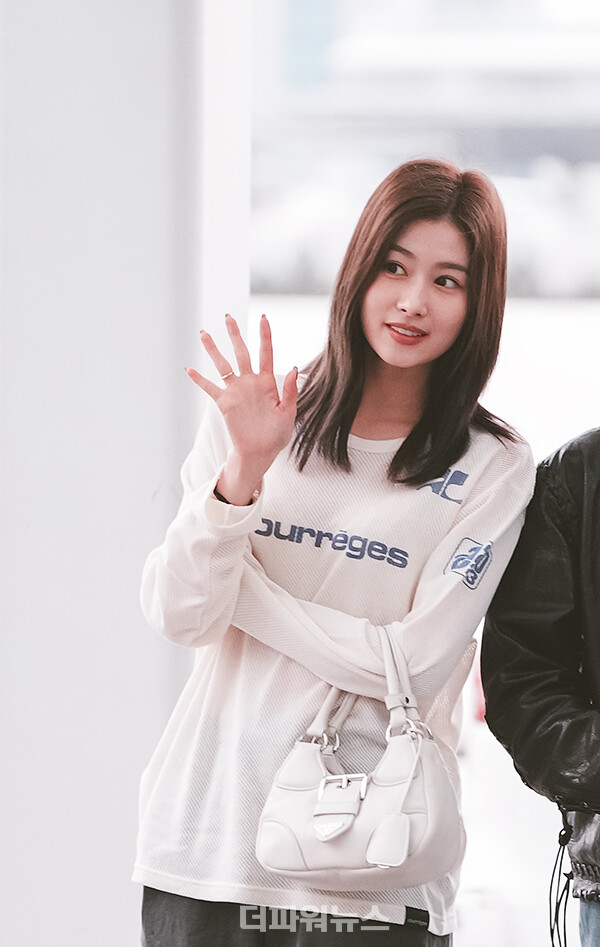 트와이스사나,인천국제공항출국