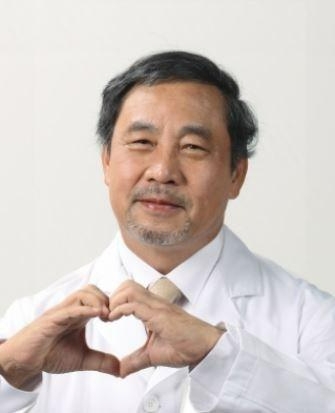 충북대학교병원 성형외과 엄기일 교수