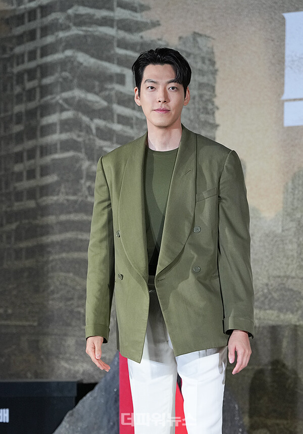 김우빈,택배기사제작발표회