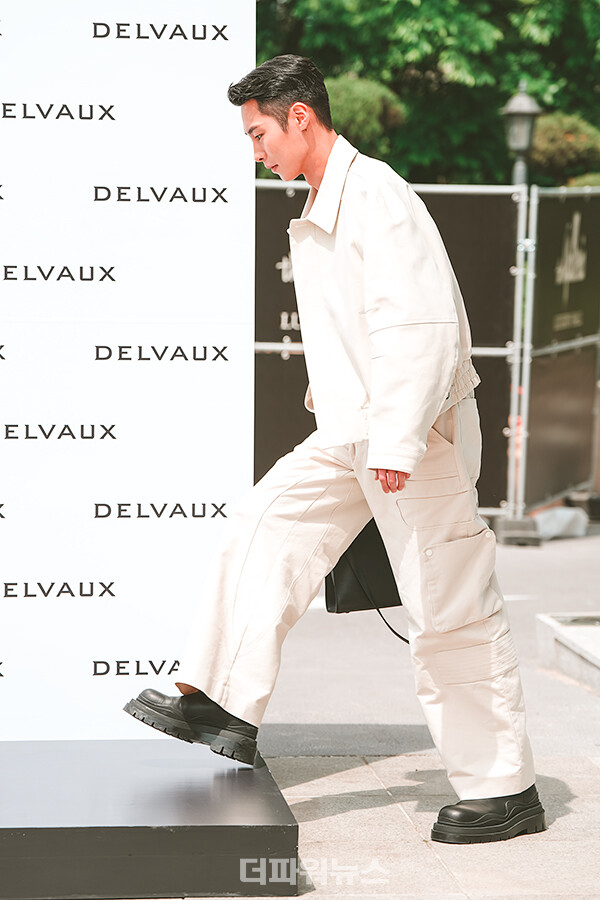 이재욱,포토월행사