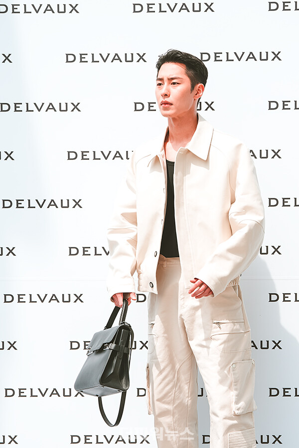 이재욱,포토월행사