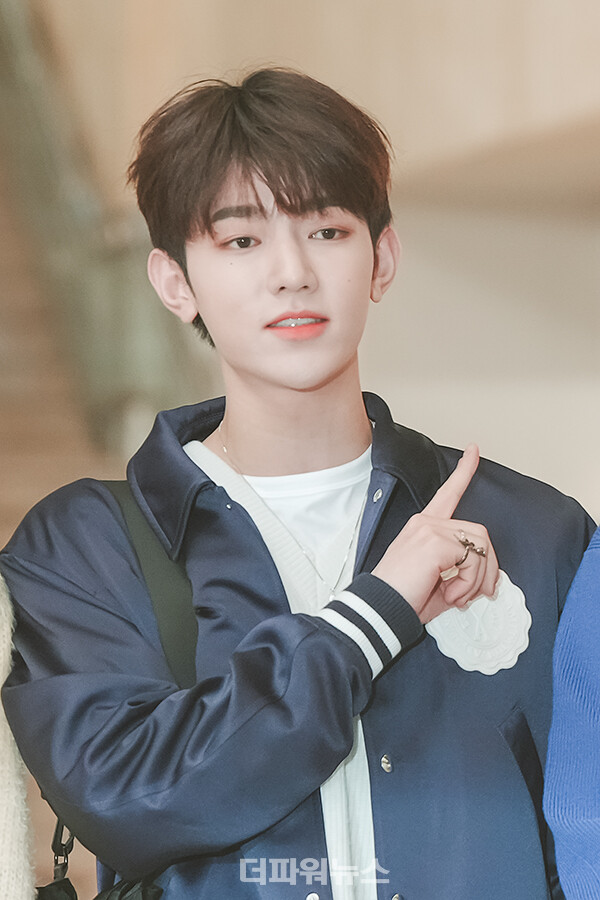 제로베이스원장하오,김포국제공항출국