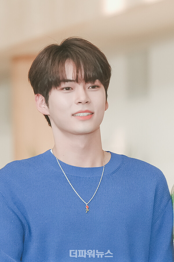 제로베이스원성한빈,김포국제공항출국