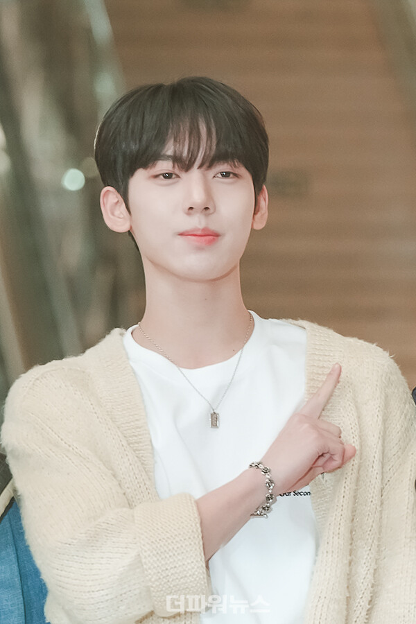 제로베이스원한유진,김포국제공항출국